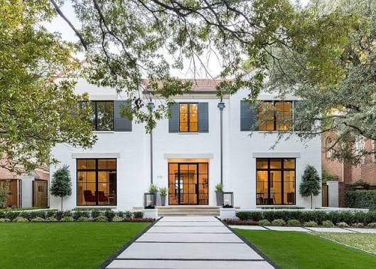 Elegance Outdoor Living photo 1