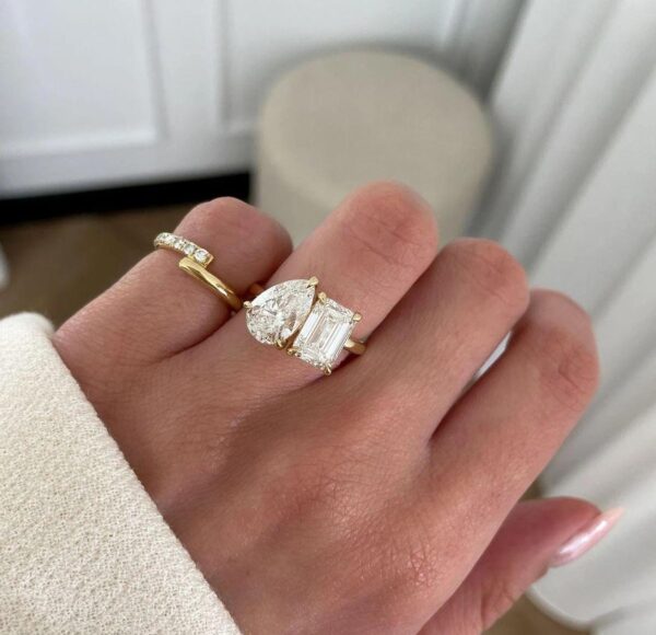Top 10 Toi et Moi Engagement Ring Designs Trending Now