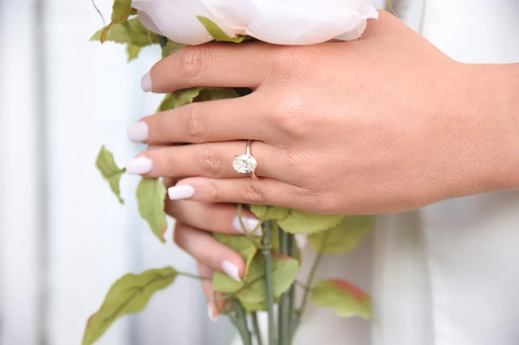 Why Oval Engagement Rings with 3 Carat Diamonds Ring Are the Perfect Choice